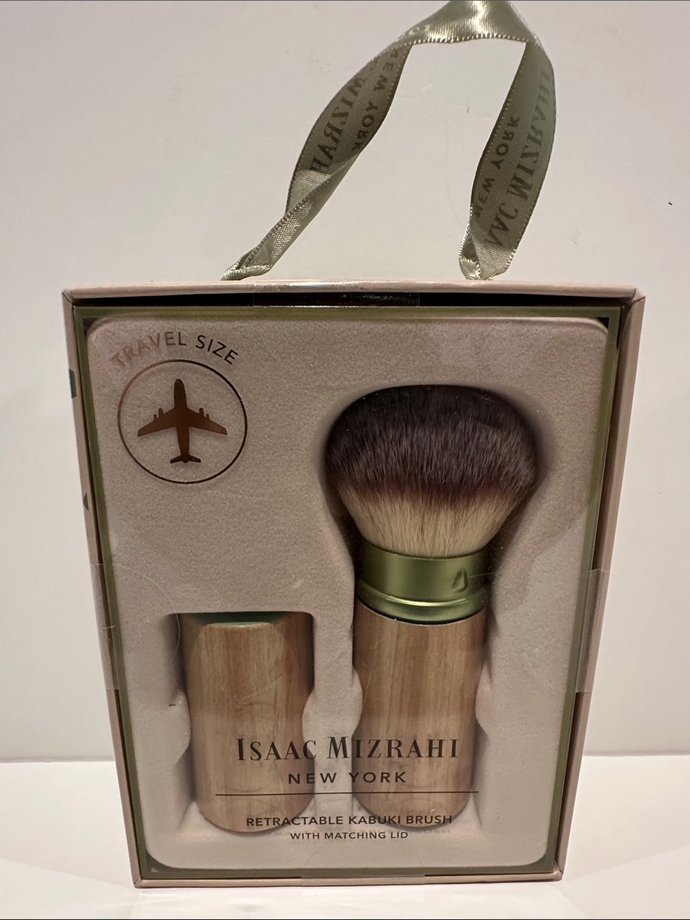 Isaac Mizrahi Retractable Kabuki Travel Makeup Brush.